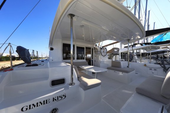 Image of Gimme Kiss yacht #7