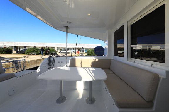 Image of Gimme Kiss yacht #10