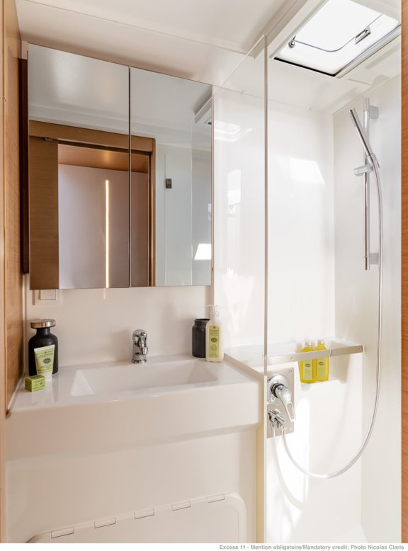 Image of Carmelina yacht #18