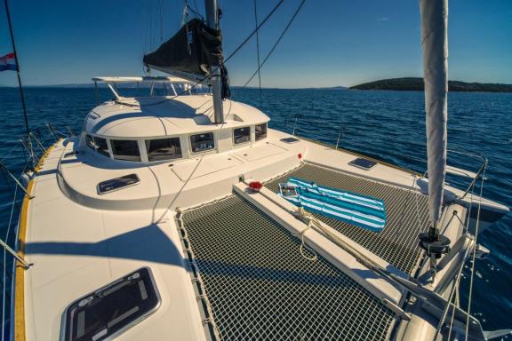 Image of Queen Mia yacht #5