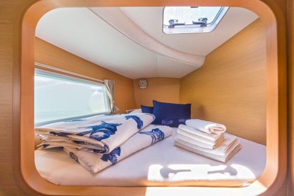 Image of Queen Mia yacht #11