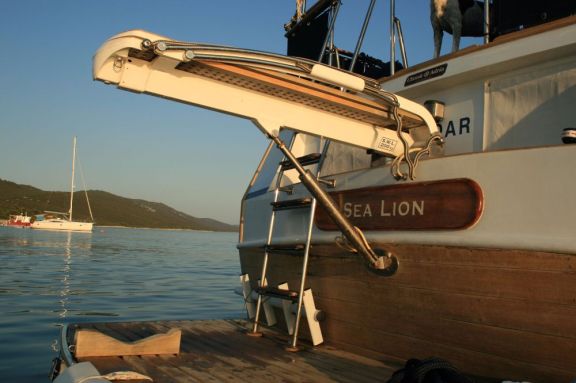 Image of Sea Lion yacht #17