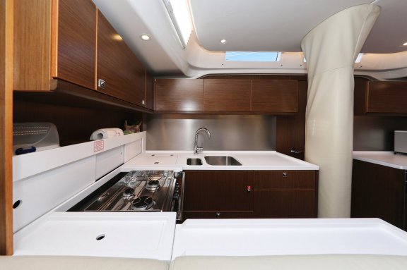 Image of BE Luxe yacht #10