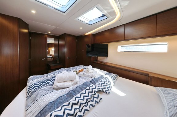 Image of BE Luxe yacht #15