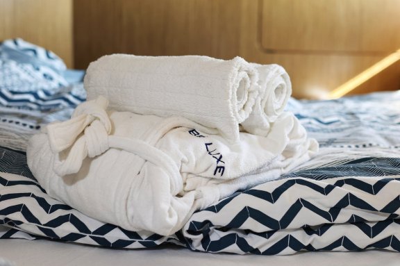 Image of BE Luxe yacht #18