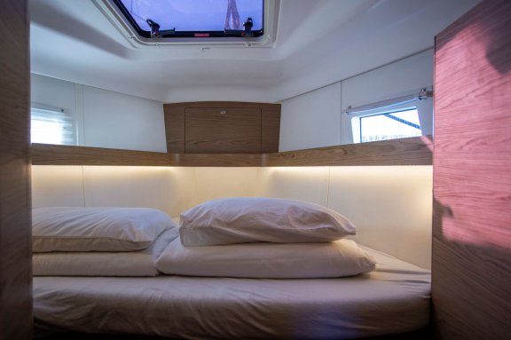 Image of Tightrope yacht #21