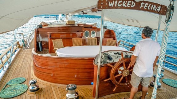 Image of Wicked Felina yacht #17