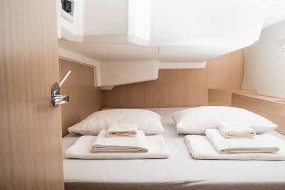 Image of Aruna yacht #16