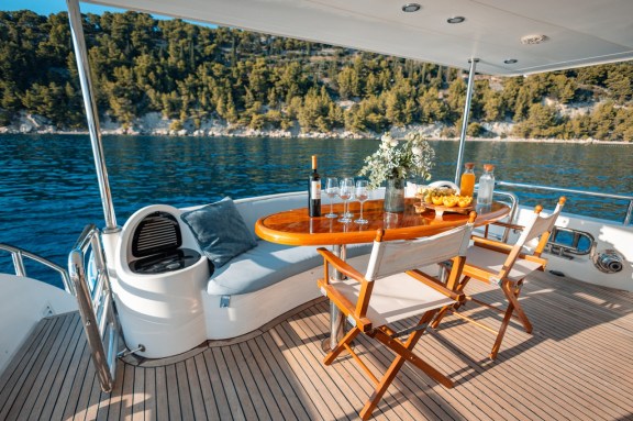 Image of Happy3 yacht #12