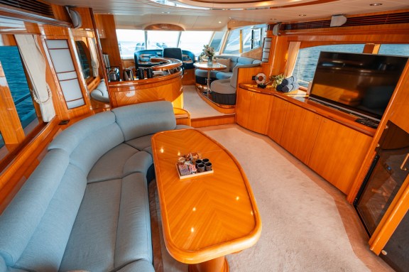 Image of Happy3 yacht #21