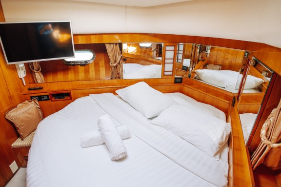 Image of Happy3 yacht #24