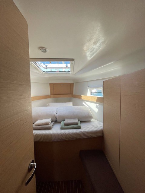 Image of Skyfall yacht #8