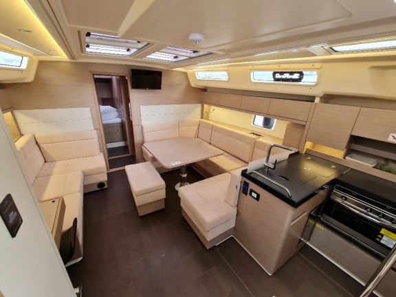 Image of Ariel yacht #6