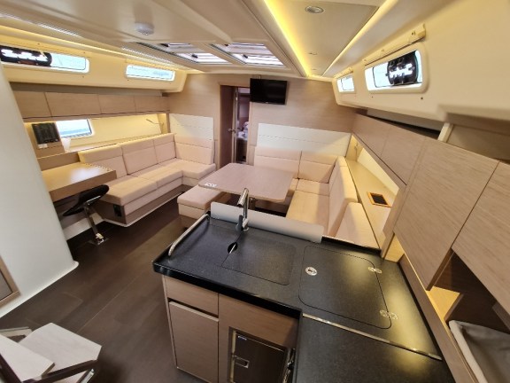 Image of Ariel yacht #5