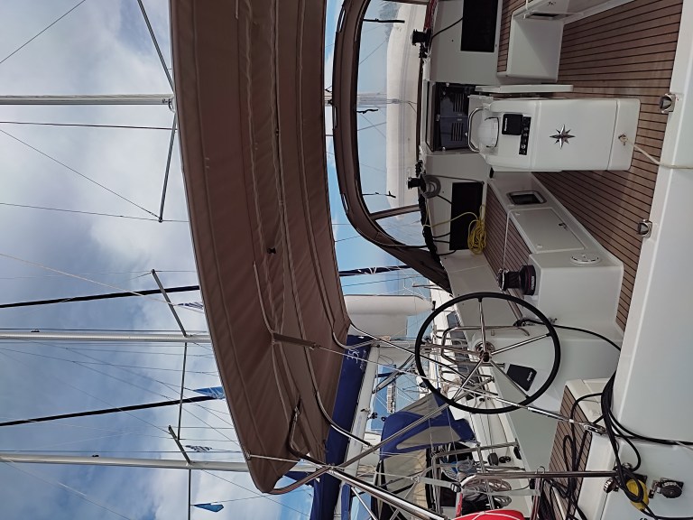 Image of White Pearl yacht #5