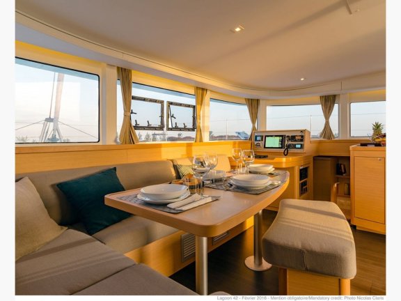 Image of Liquid Asset yacht #12