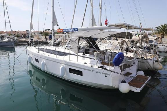 Image of Blue Note yacht #4