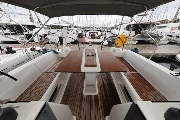 Image of Fun 4 Friends yacht #9
