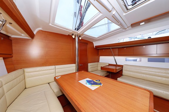 Image of Fun 4 Friends yacht #15