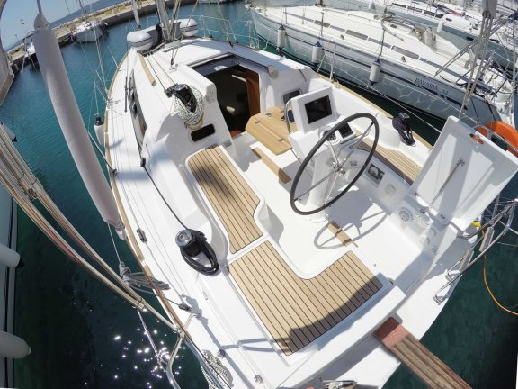 Image of Honey yacht #4