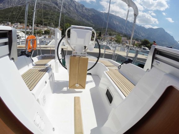 Image of Honey yacht #9