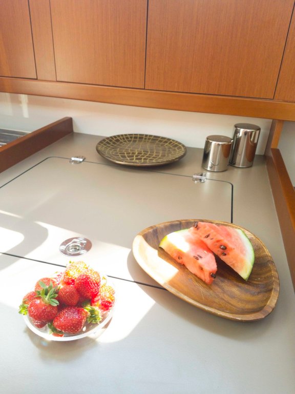 Image of Honey yacht #17