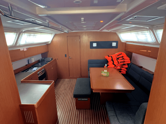 Image of Amazing Grace yacht #9