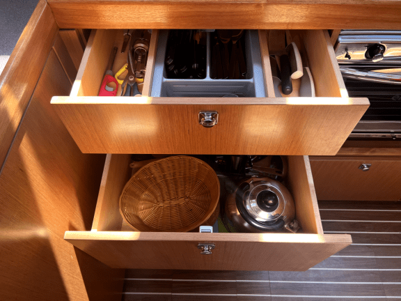 Image of Amazing Grace yacht #13