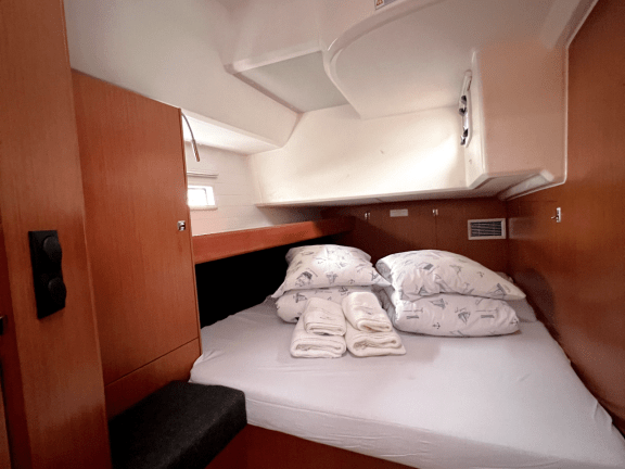 Image of Amazing Grace yacht #17