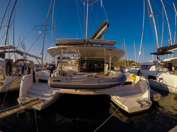 Image of Chamotte yacht #4