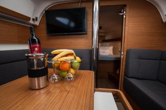 Image of Stardust yacht #10