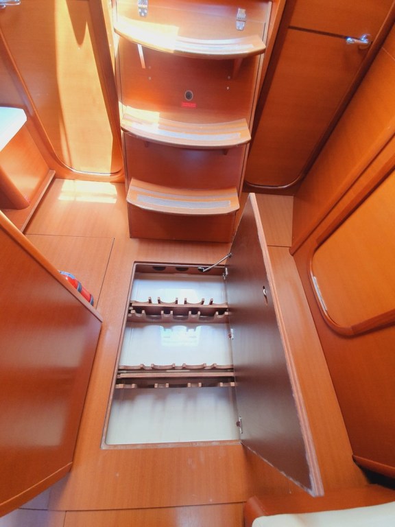Image of Namaste yacht #7