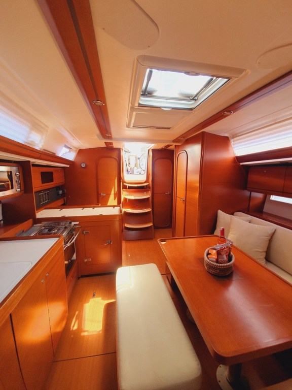 Image of Namaste yacht #8