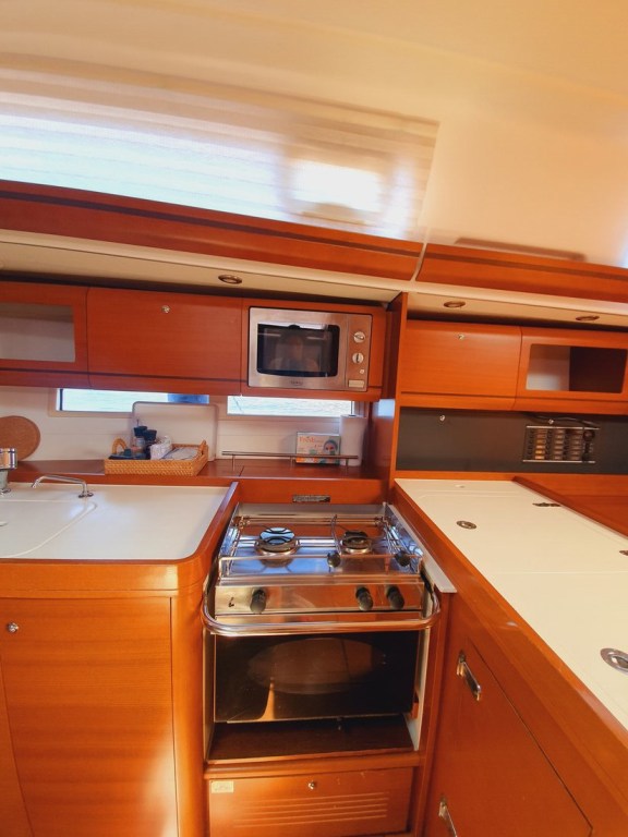 Image of Namaste yacht #11