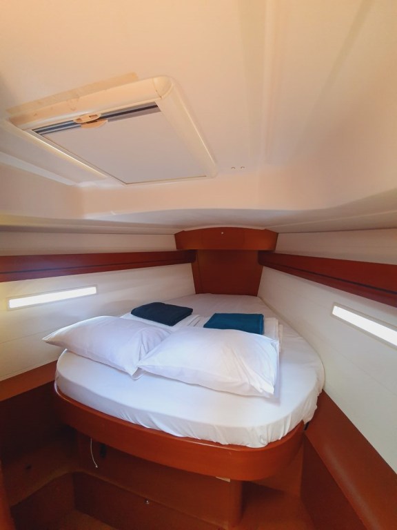 Image of Namaste yacht #16