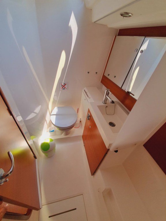 Image of Namaste yacht #23