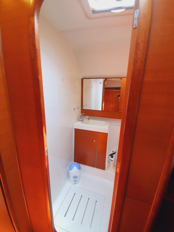 Image of Namaste yacht #25