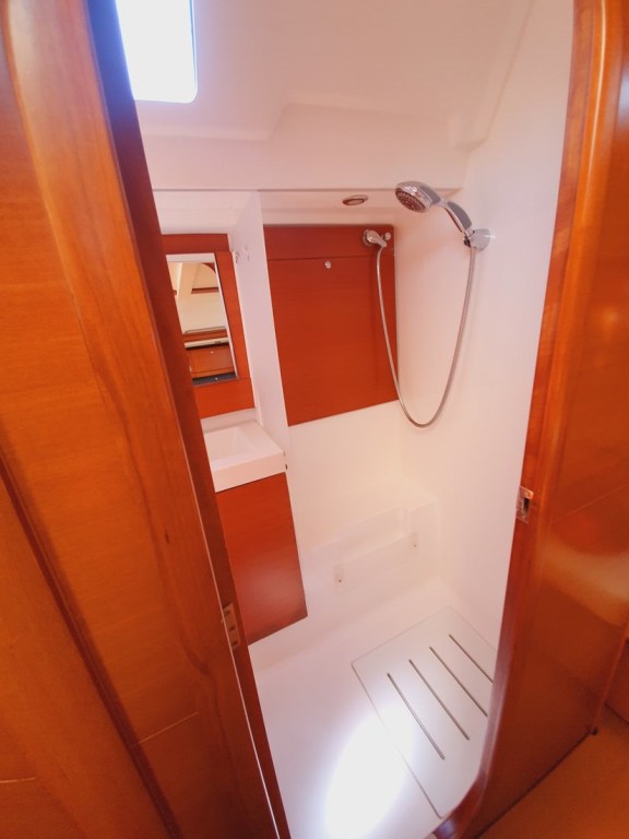 Image of Namaste yacht #22