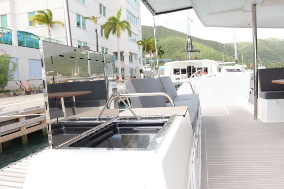 Image of Serenata yacht #4