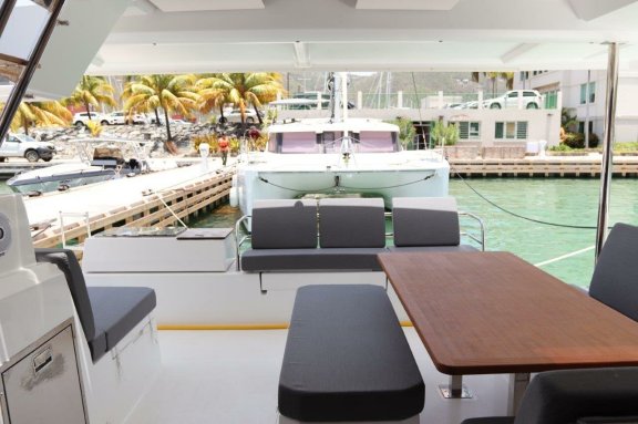 Image of Time Thief yacht #9