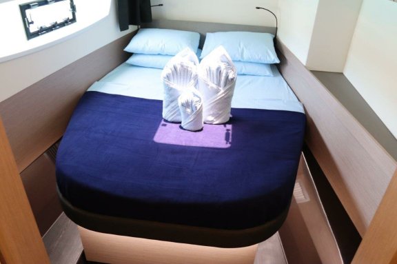 Image of Time Thief yacht #17