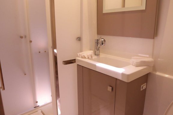 Image of Time Thief yacht #21