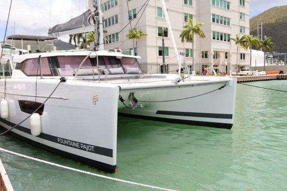Image of Wish You Were Here yacht #5
