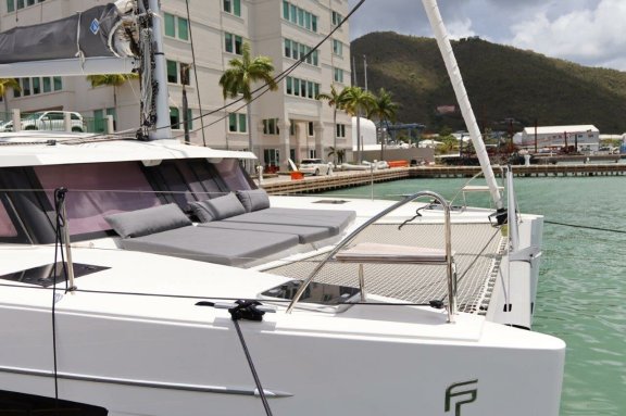 Image of Wish You Were Here yacht #6