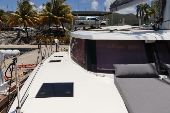 Image of Wish You Were Here yacht #10