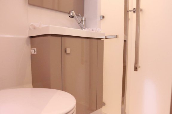 Image of Penny Lane yacht #24