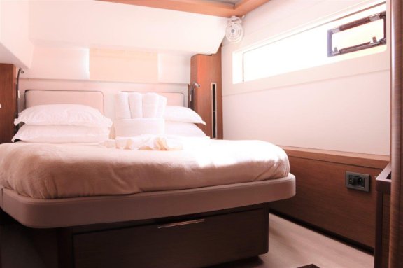 Image of C’est La Vie yacht #21