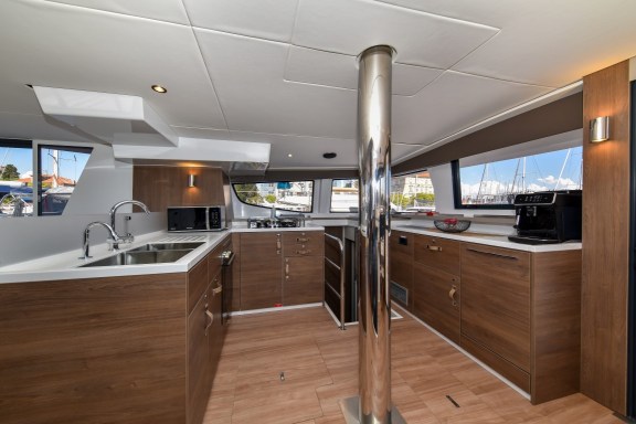 Image of Jako 1 yacht #31