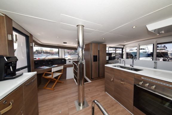 Image of Jako 1 yacht #32