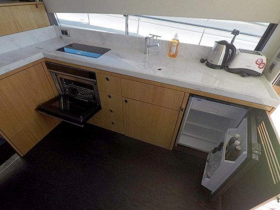 Image of Get Lucky yacht #8